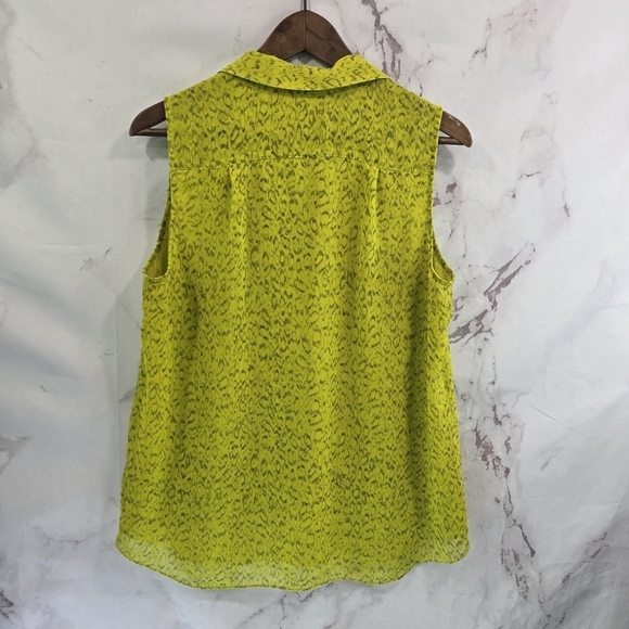 CAbi Shirt Womens Large Chartreuse Yellow Neon Tank Blouse Reign Ruffle 3071 - Picture 5 of 11